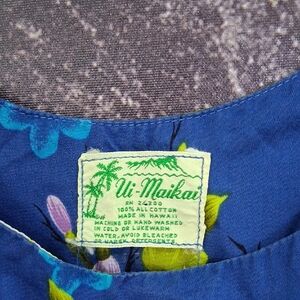 Vintage 60's Ui-Maikai Blue Hawaiian Floral Cotton Dress.